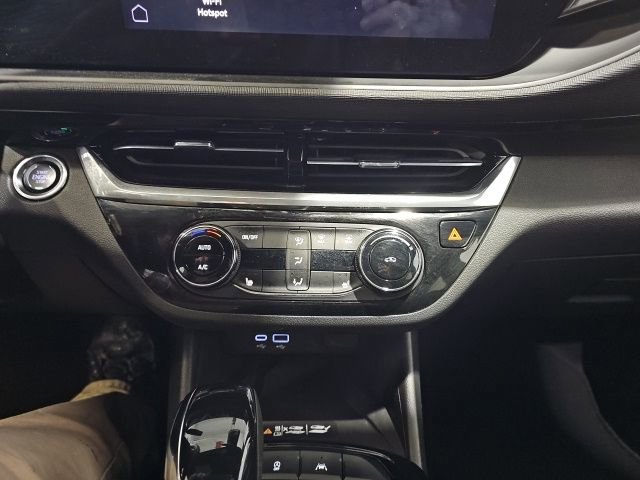 Used 2024 Buick Envista Sport Touring w/ Convenience I Package image 15