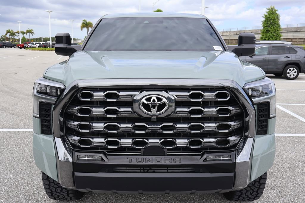 Used 2024 Toyota Tundra Platinum AWD/4WD image 5