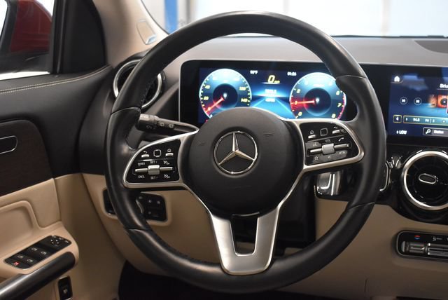 Used 2021 Mercedes-Benz GLA 250 4MATIC image 24