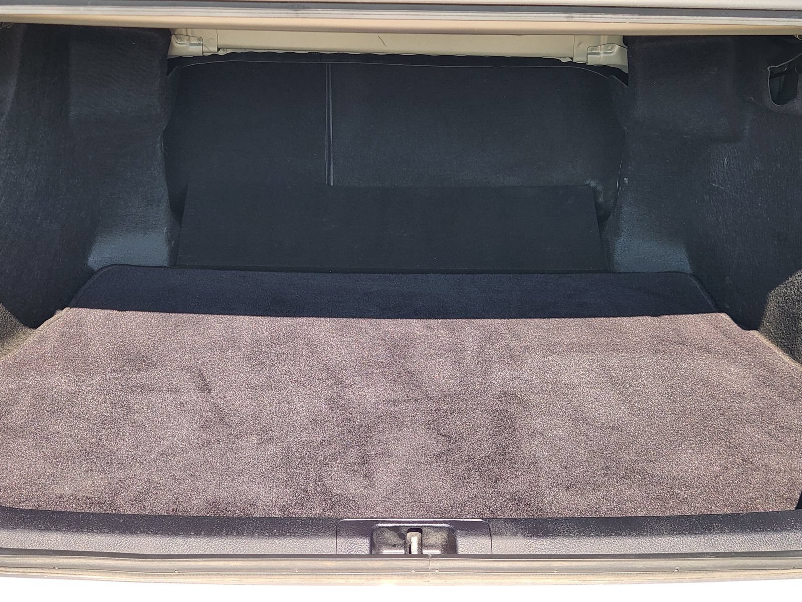 Used 2023 Toyota Camry SE w/ Convenience Package FWD image 30
