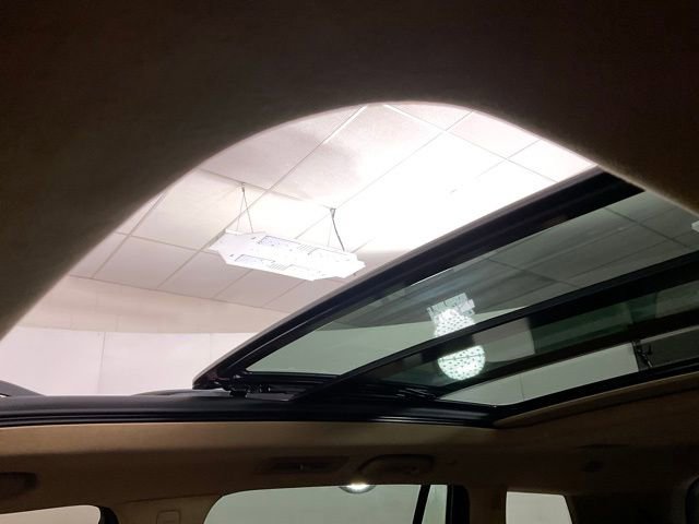 Used 2022 Cadillac XT6 Sport w/ Platinum Package image 17