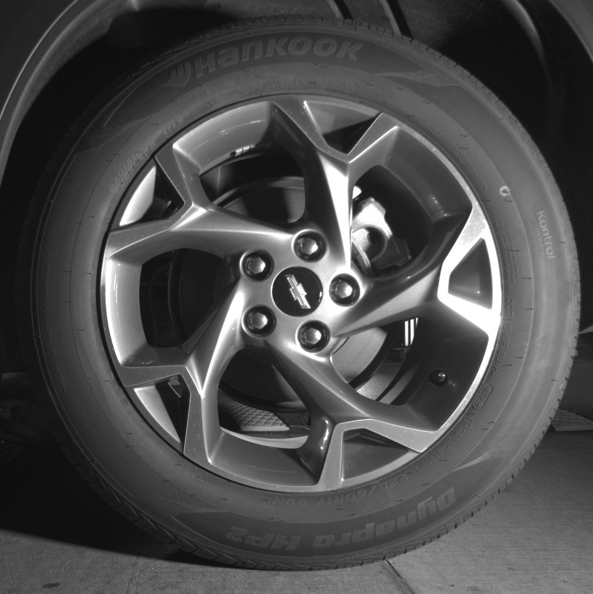 Used 2025 Chevrolet Trax LT FWD image 14