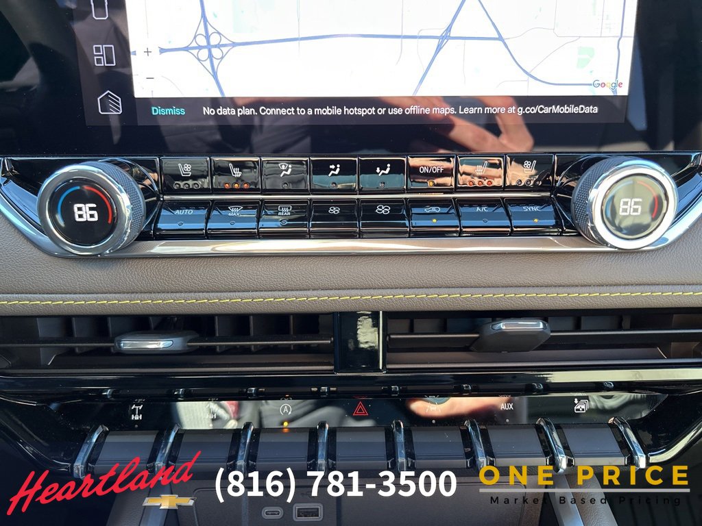 Used 2024 Chevrolet Colorado ZR2 w/ ZR2 Convenience Package III image 37