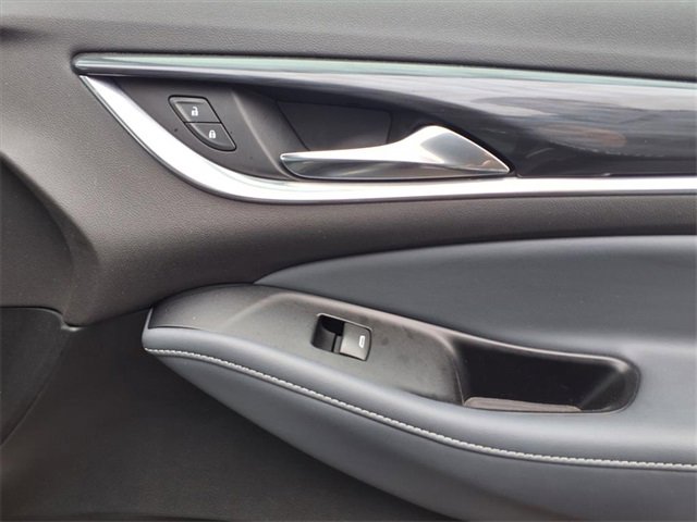 Used 2024 Buick Enclave Premium image 91