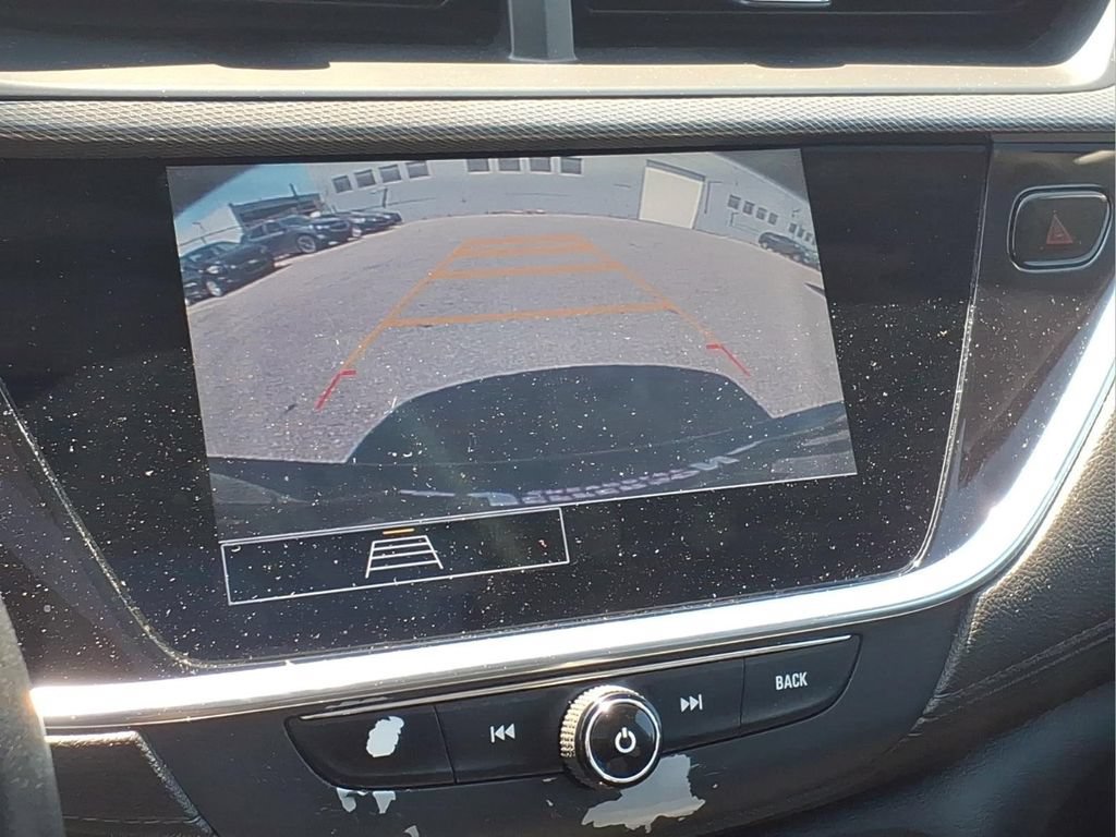 Used 2021 Buick Encore GX Essence w/ Experience Buick Package FWD image 12