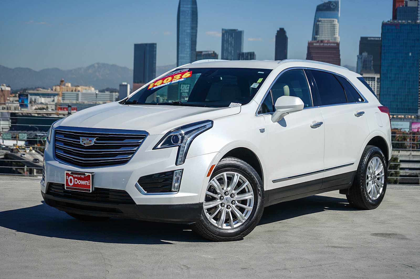 Used 2018 Cadillac XT5 FWD image 1