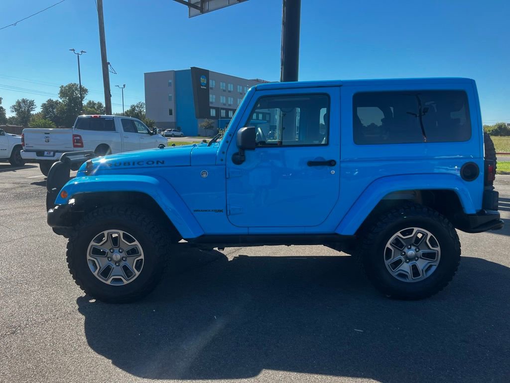 Used 2018 Jeep Wrangler Rubicon w/ Power Convenience Group image 3