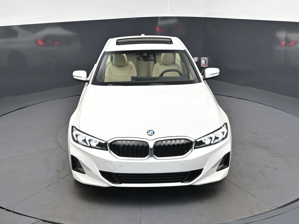 Used 2026 BMW 330i Sedan w/ Convenience Package RWD image 37