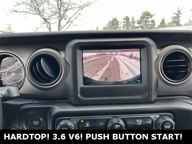 Used 2022 Jeep Wrangler Unlimited Sport image 12