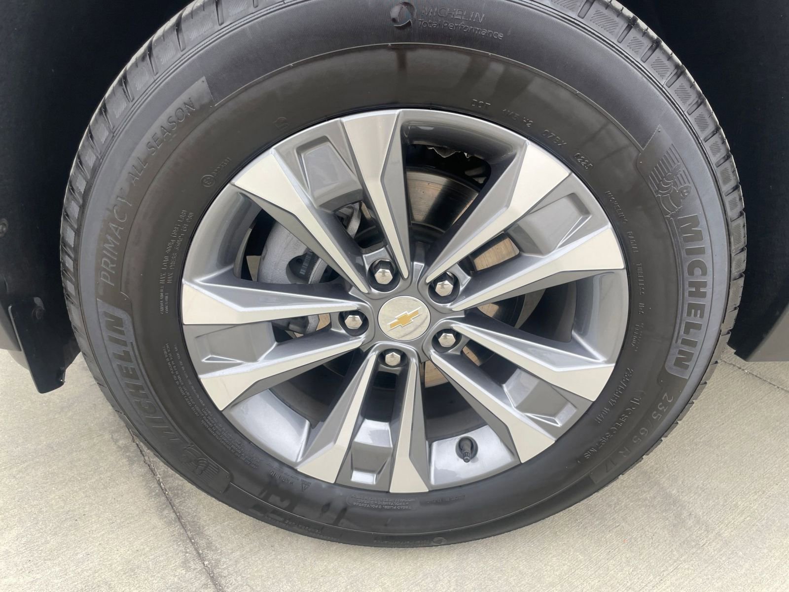 Used 2025 Chevrolet Equinox LT image 30