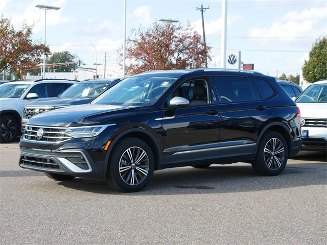 Certified 2024 Volkswagen Tiguan Wolfsburg Edition image 3