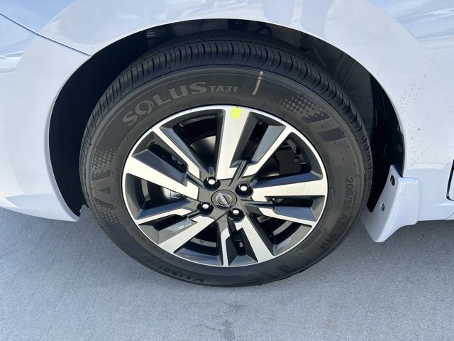 New 2025 Nissan Versa SV w/ Trunk Package image 26