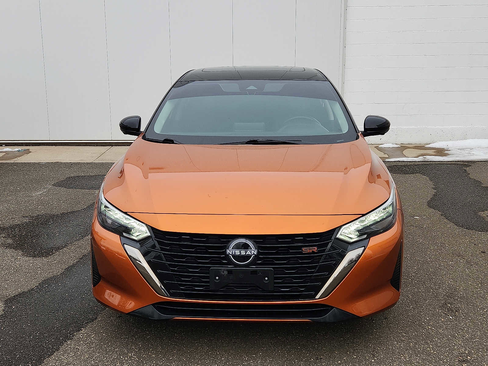 Used 2024 Nissan Sentra SR w/ SR Premium Package image 2