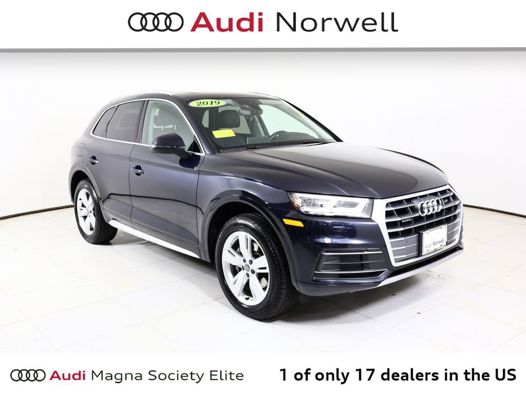 Used 2019 Audi Q5 Premium w/ Premium Plus Package AWD/4WD image 1