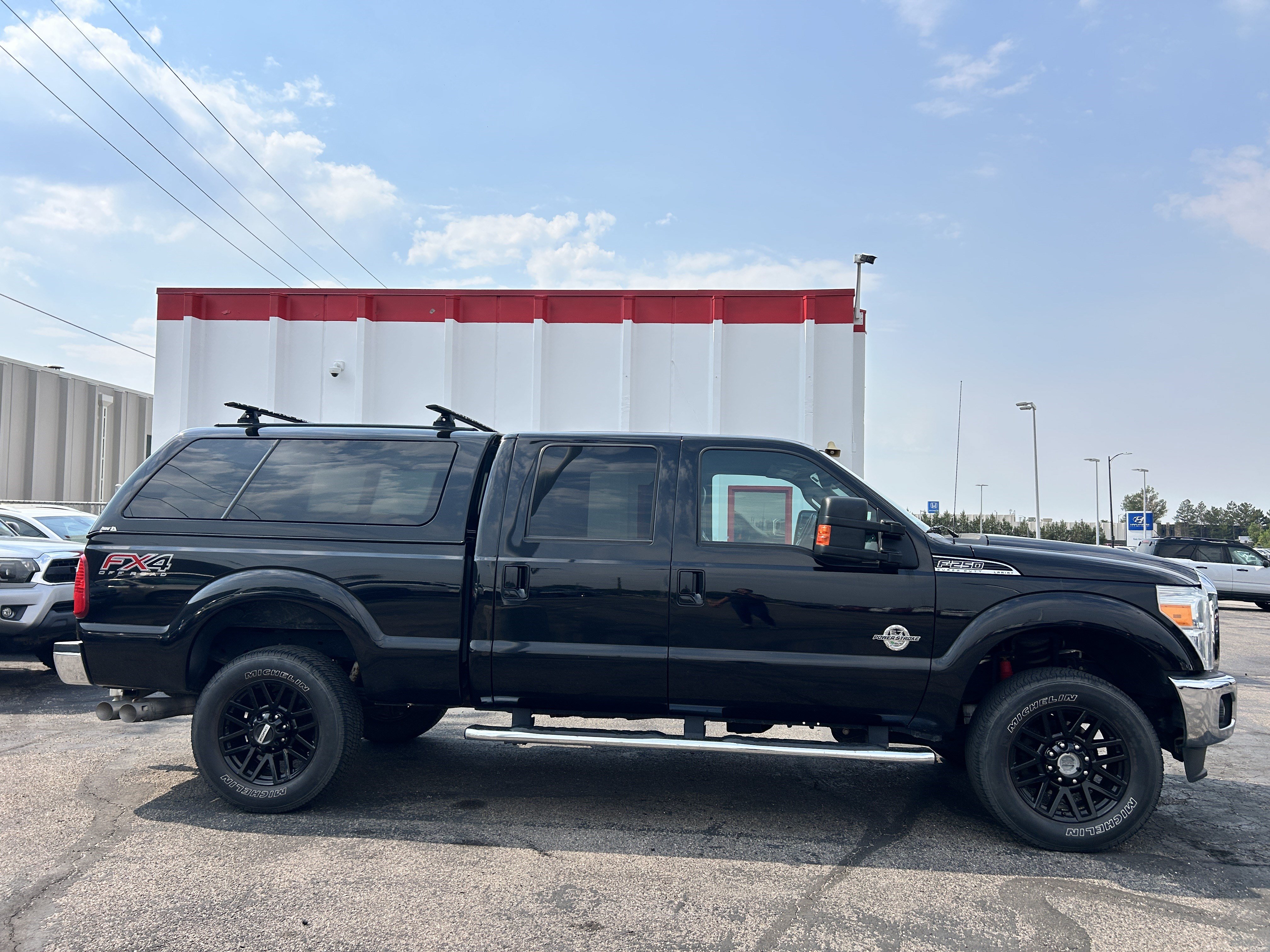 Used 2016 Ford F250 Lariat w/ Lariat Ultimate Package AWD/4WD image 6