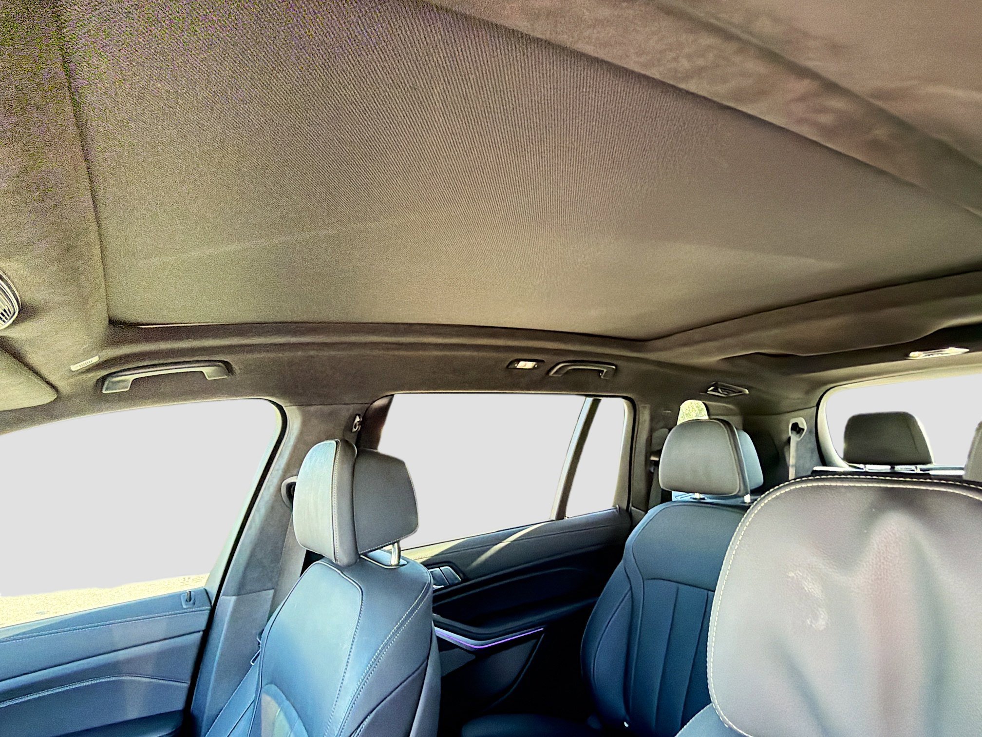 Used 2022 BMW X7 xDrive40i w/ M Sport Package image 28