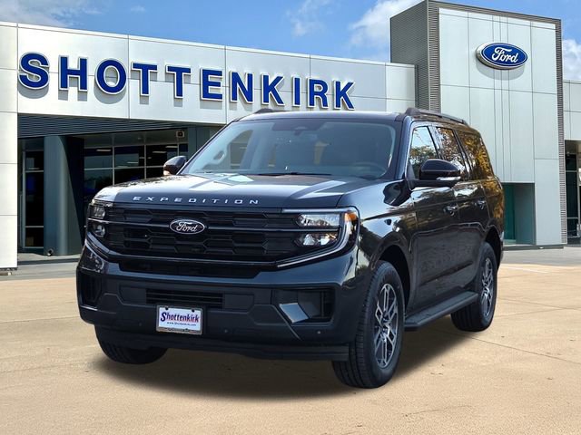 New 2025 Ford Expedition Active RWD image 3