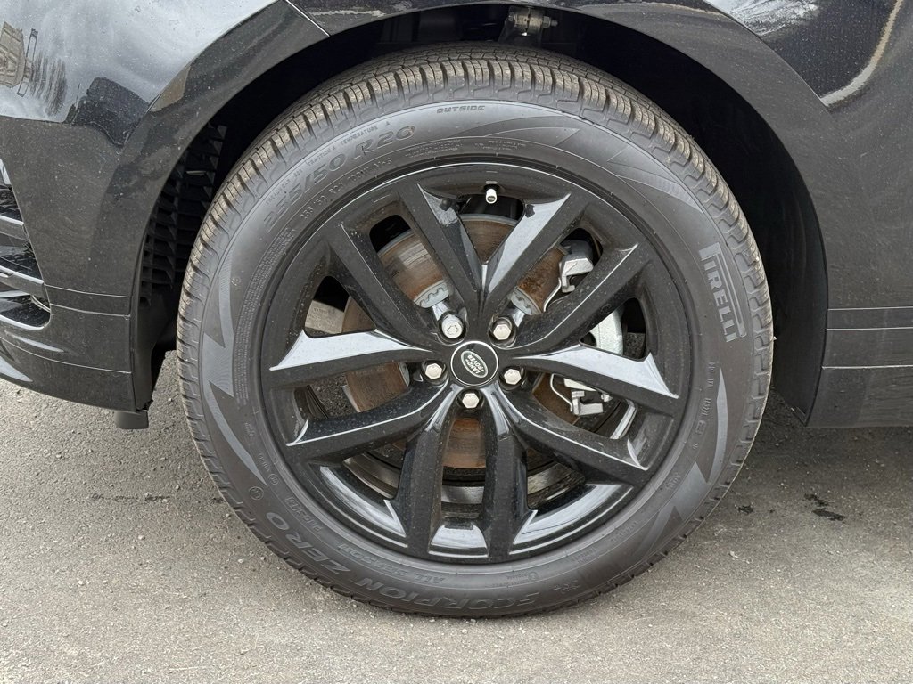 New 2025 Land Rover Range Rover Velar Dynamic SE image 10