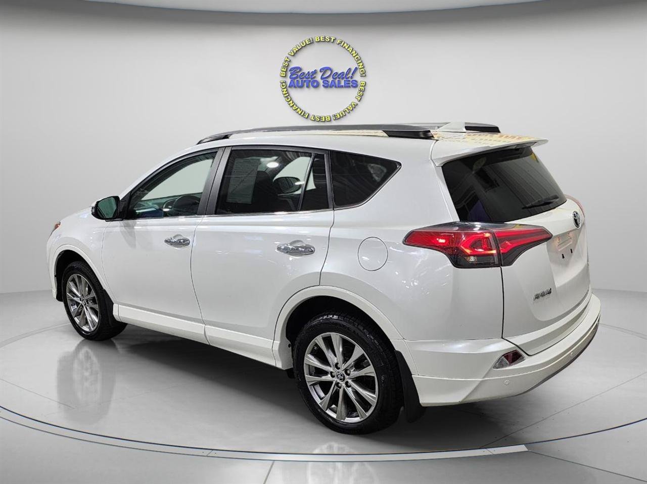 Used 2017 Toyota RAV4 Platinum w/ All Weather Liner Package AWD/4WD image 4