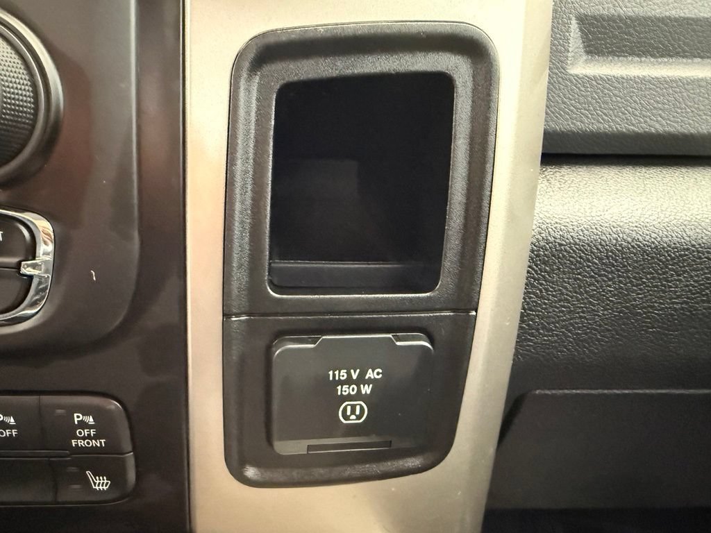 Used 2014 RAM 1500 Outdoorsman AWD/4WD image 38