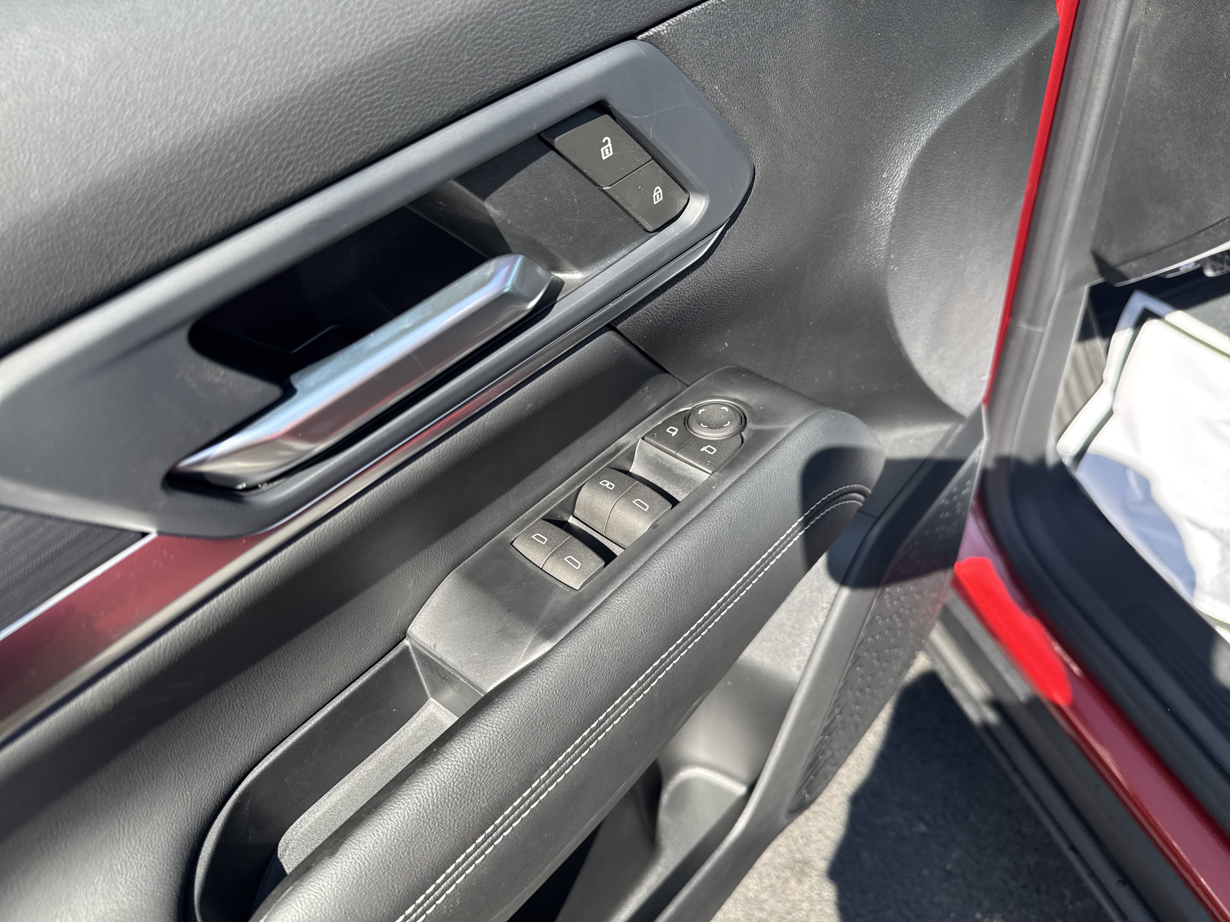 New 2026 GMC Terrain Elevation image 16