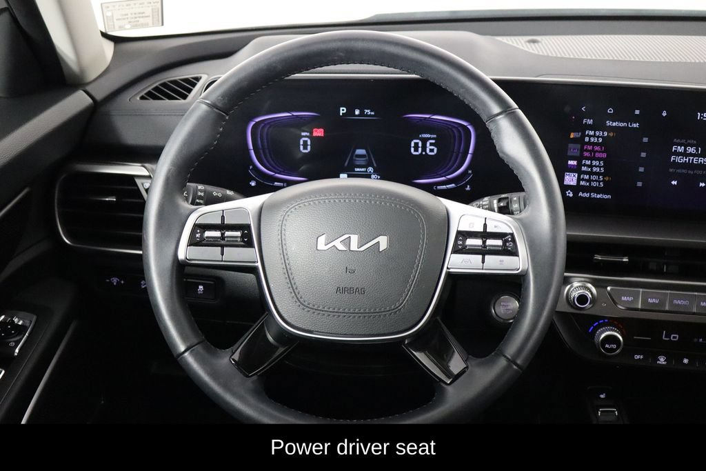 Used 2025 Kia Telluride S FWD image 7