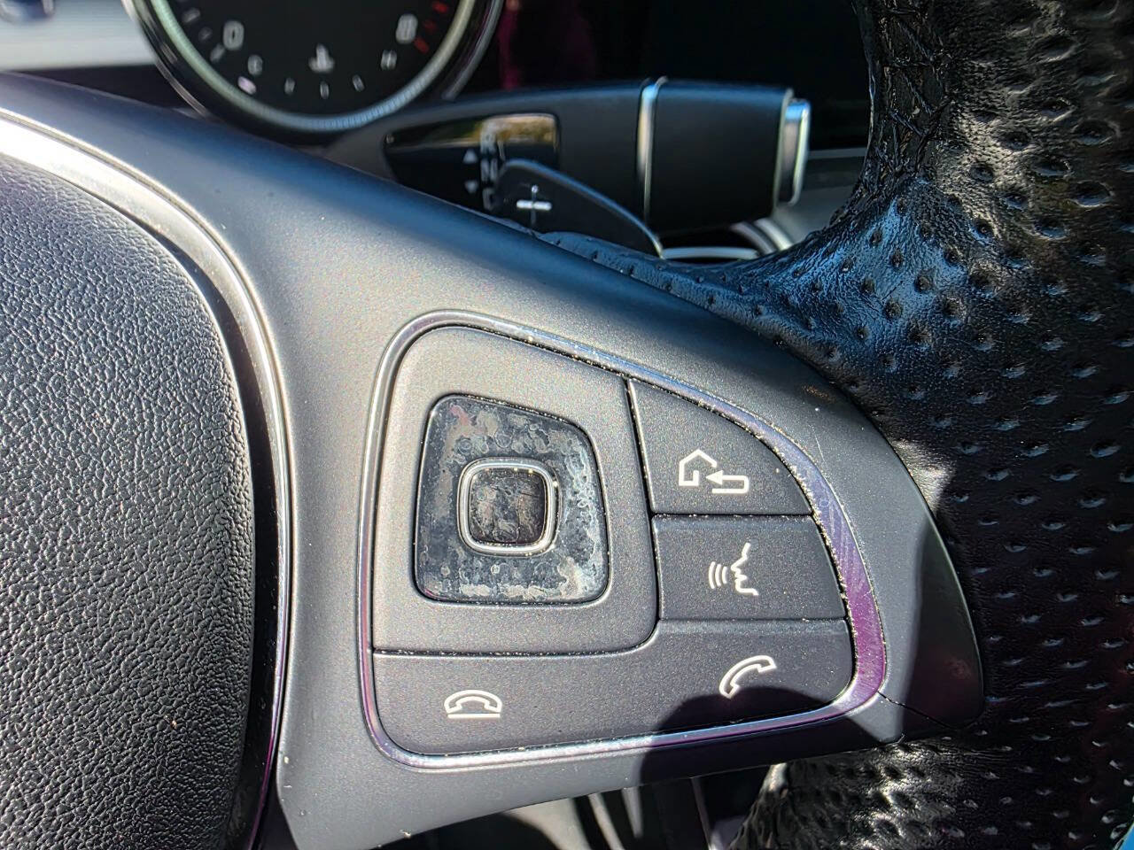 Used 2017 Mercedes-Benz E 300 image 22