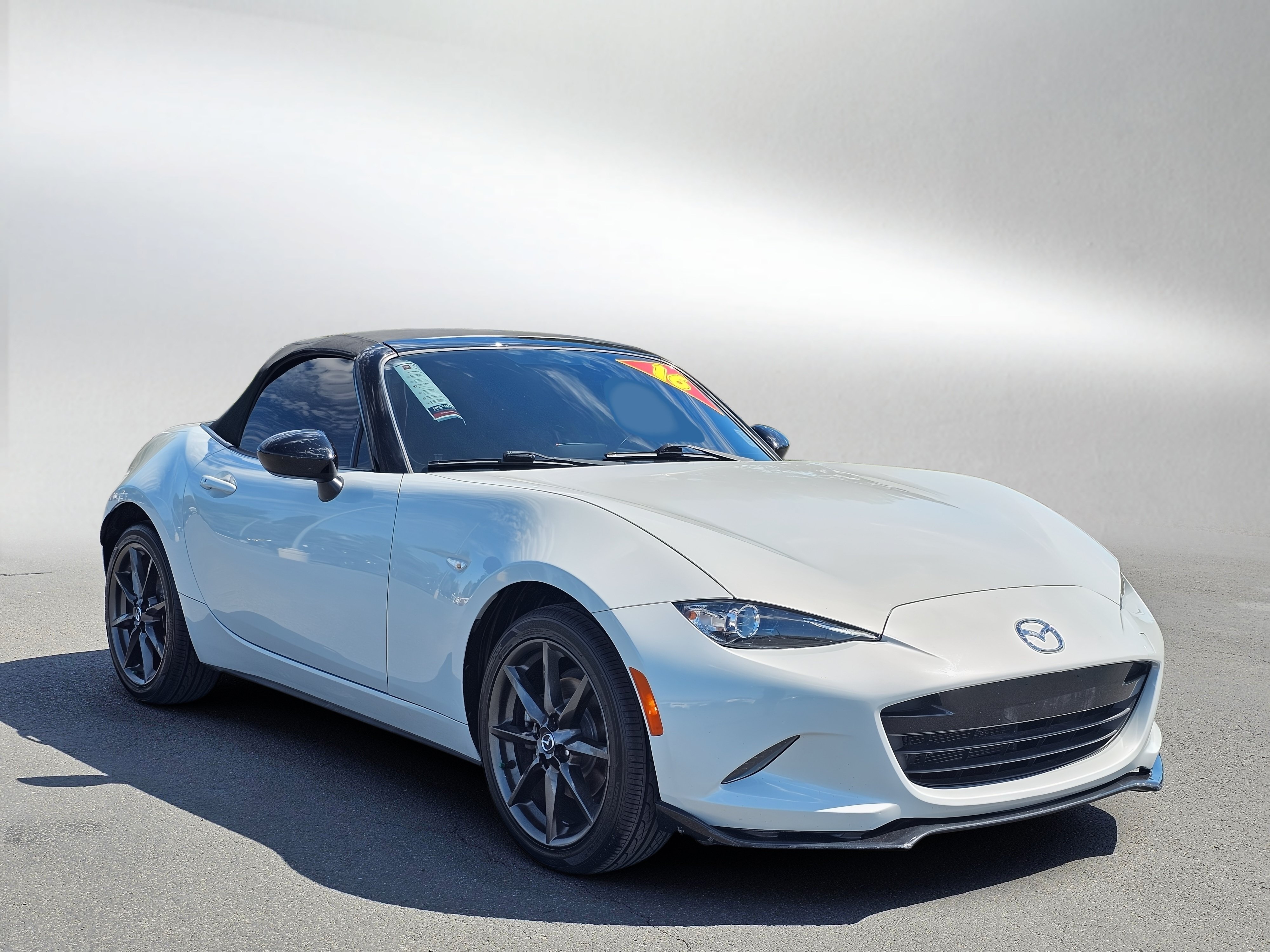 Used 2016 MAZDA MX-5 Miata Club RWD image 7