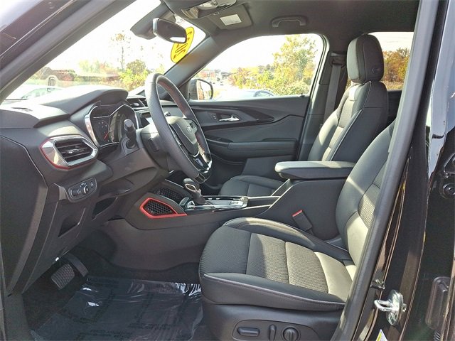 Certified 2023 Chevrolet TrailBlazer RS w/ Convenience Package image 13