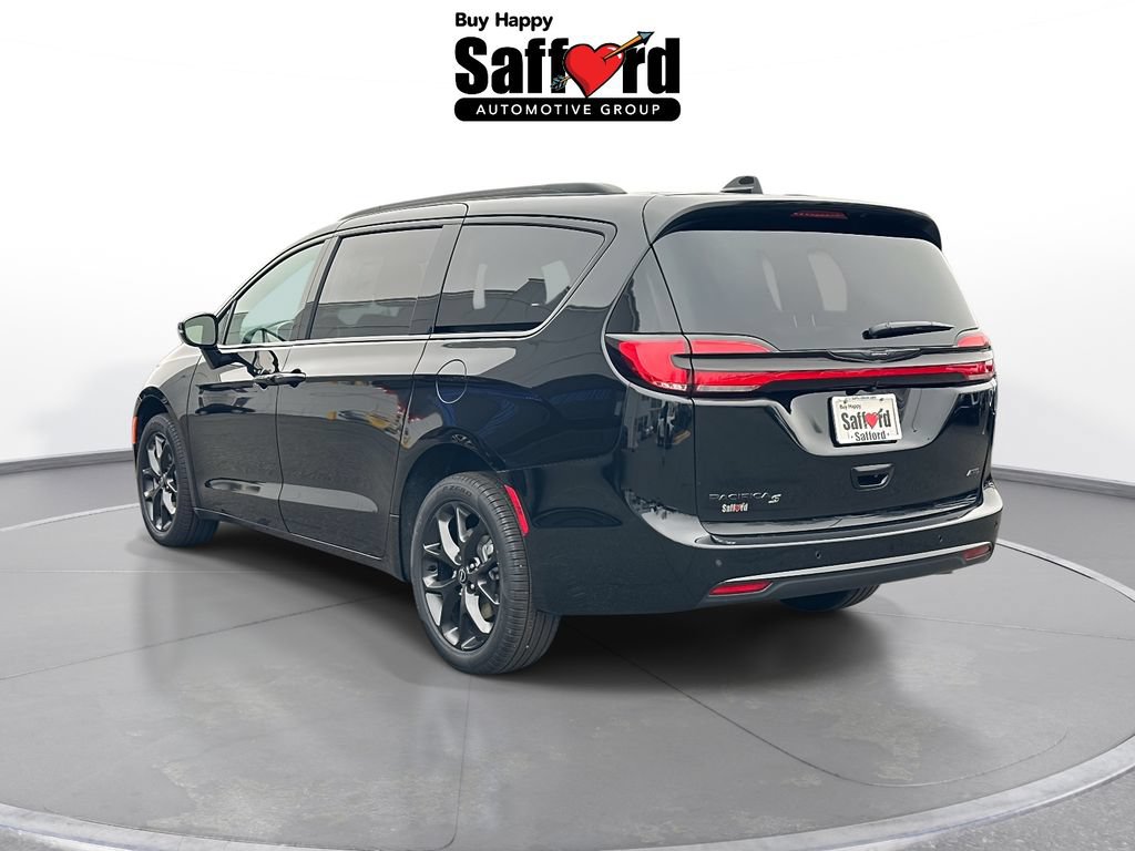 New 2026 Chrysler Pacifica Select w/ S Appearance Package AWD/4WD image 6