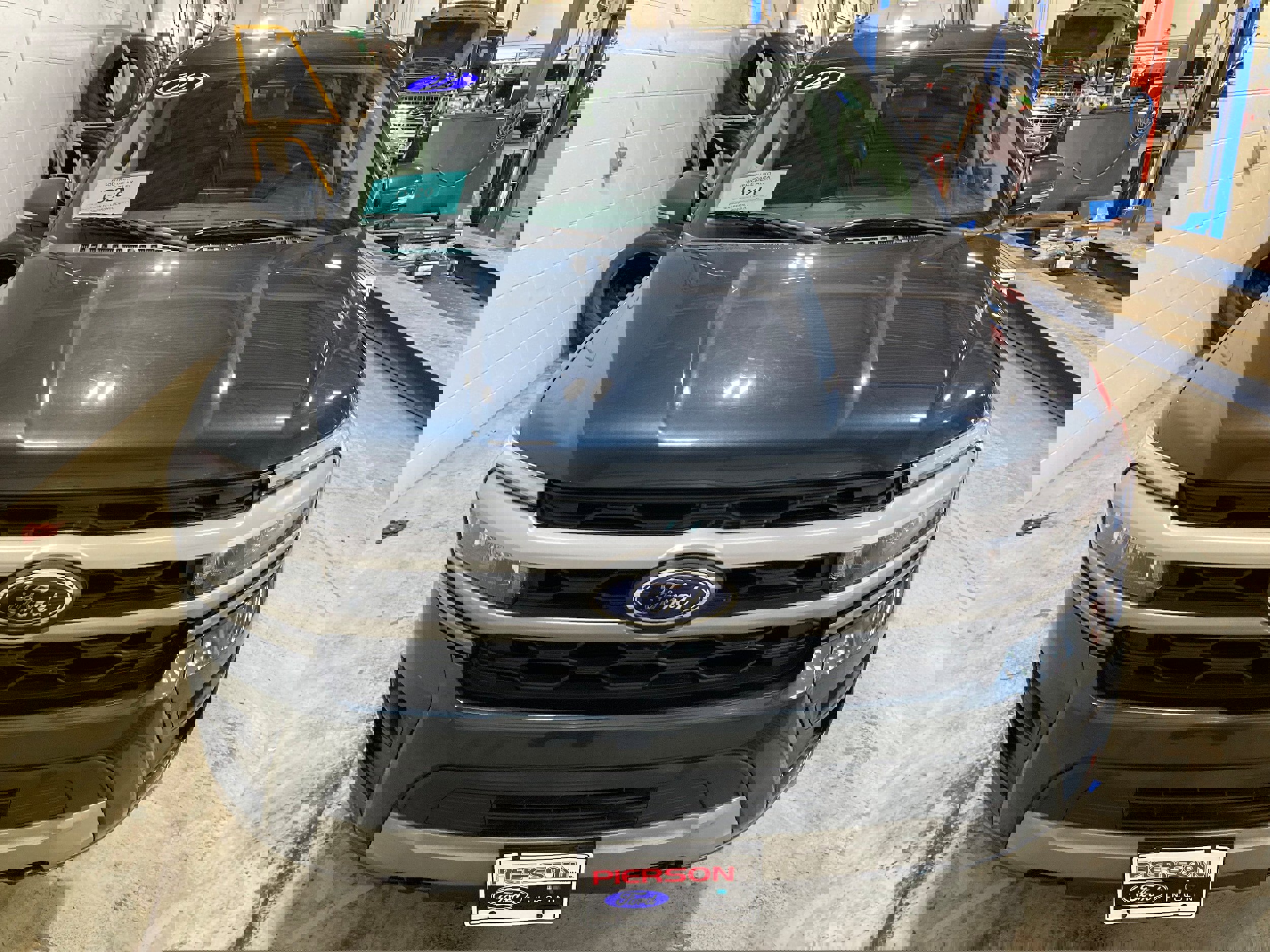 Used 2022 Ford Expedition Max XLT image 2