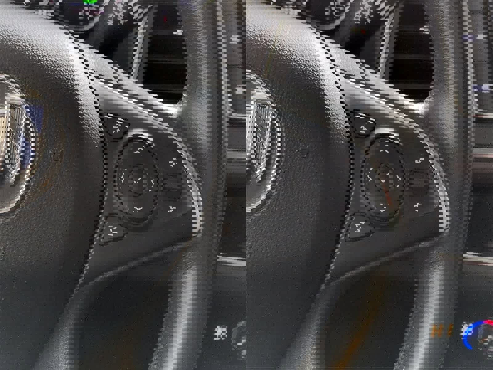 Used 2021 Buick Enclave Avenir w/ Avenir Technology Package image 27