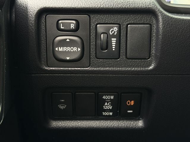 Used 2018 Toyota 4Runner TRD Off-Road Premium AWD/4WD image 21