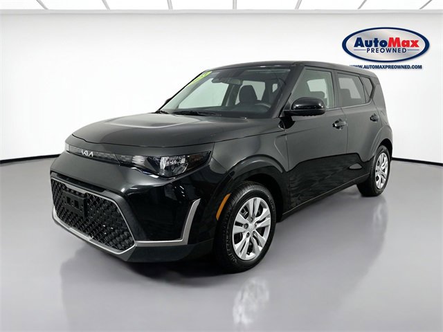 Used 2023 Kia Soul LX image 4