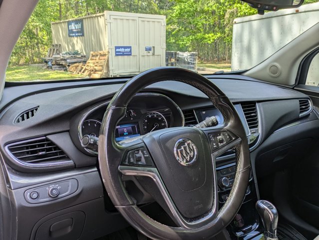 Used 2020 Buick Encore Preferred w/ Safety Package image 10