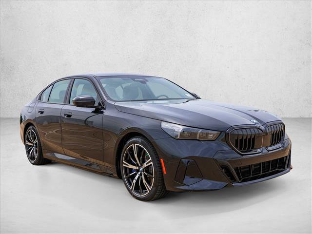 New 2027 BMW 550e xDrive AWD/4WD image 3