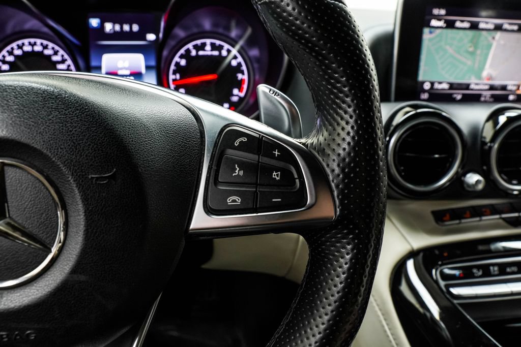 Used 2018 Mercedes-Benz AMG GT Roadster image 32