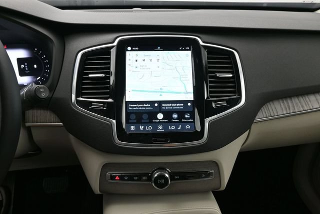 Used 2023 Volvo XC90 B6 Plus w/ Protection Package AWD/4WD image 14
