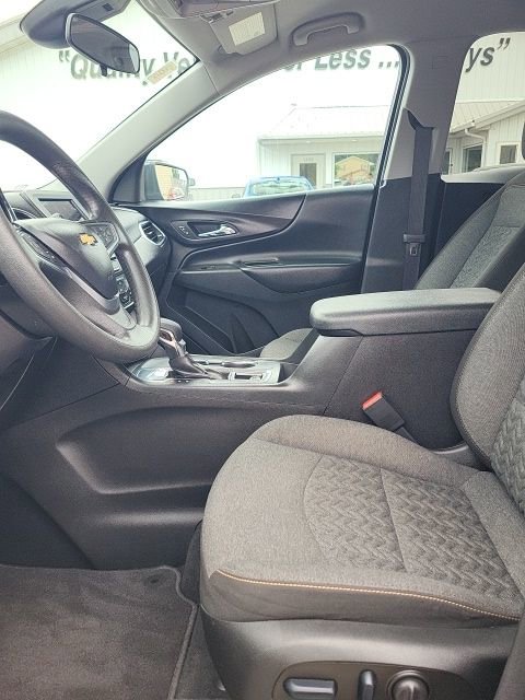 Used 2023 Chevrolet Equinox LT image 9