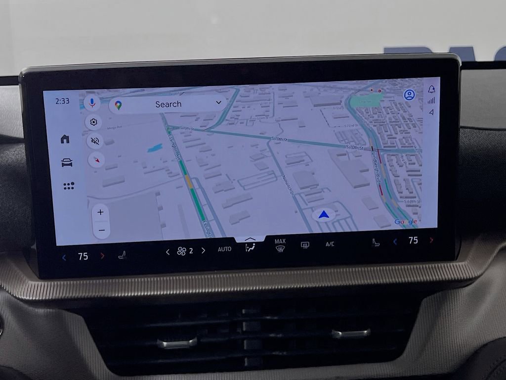 Used 2025 Ford Explorer Active image 18