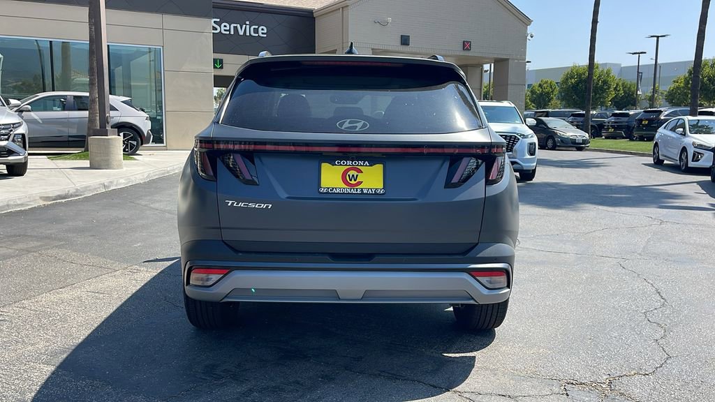 New 2025 Hyundai Tucson Limited image 9