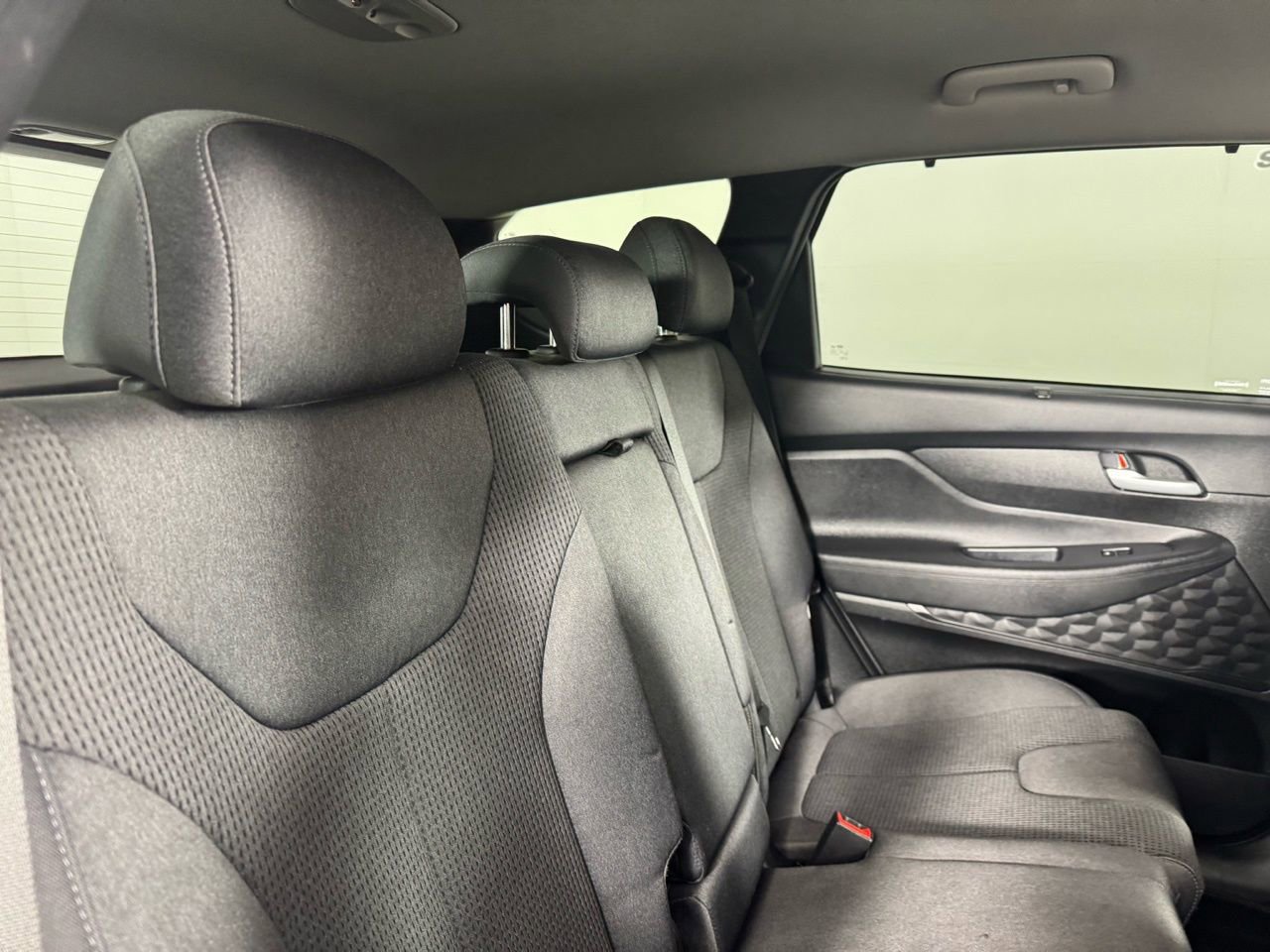 Used 2021 Hyundai Santa Fe SEL w/ Convenience Package image 25