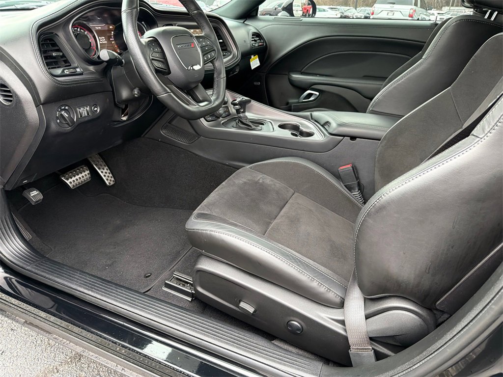 Used 2023 Dodge Challenger R/T Scat Pack image 9