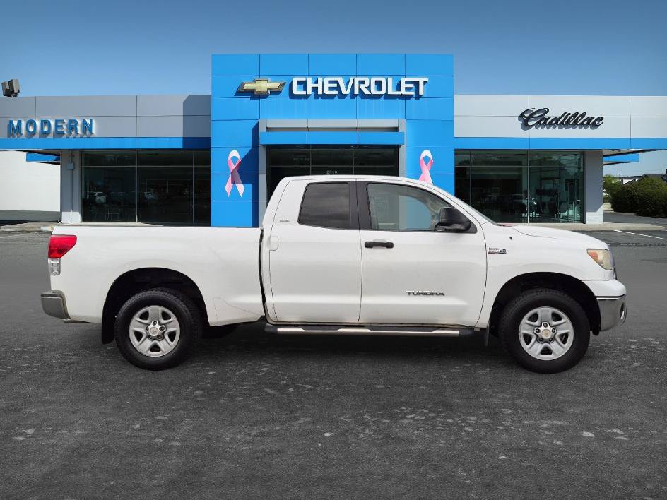 Used 2013 Toyota Tundra 4x4 Double Cab w/ SR5 Pkg image 6