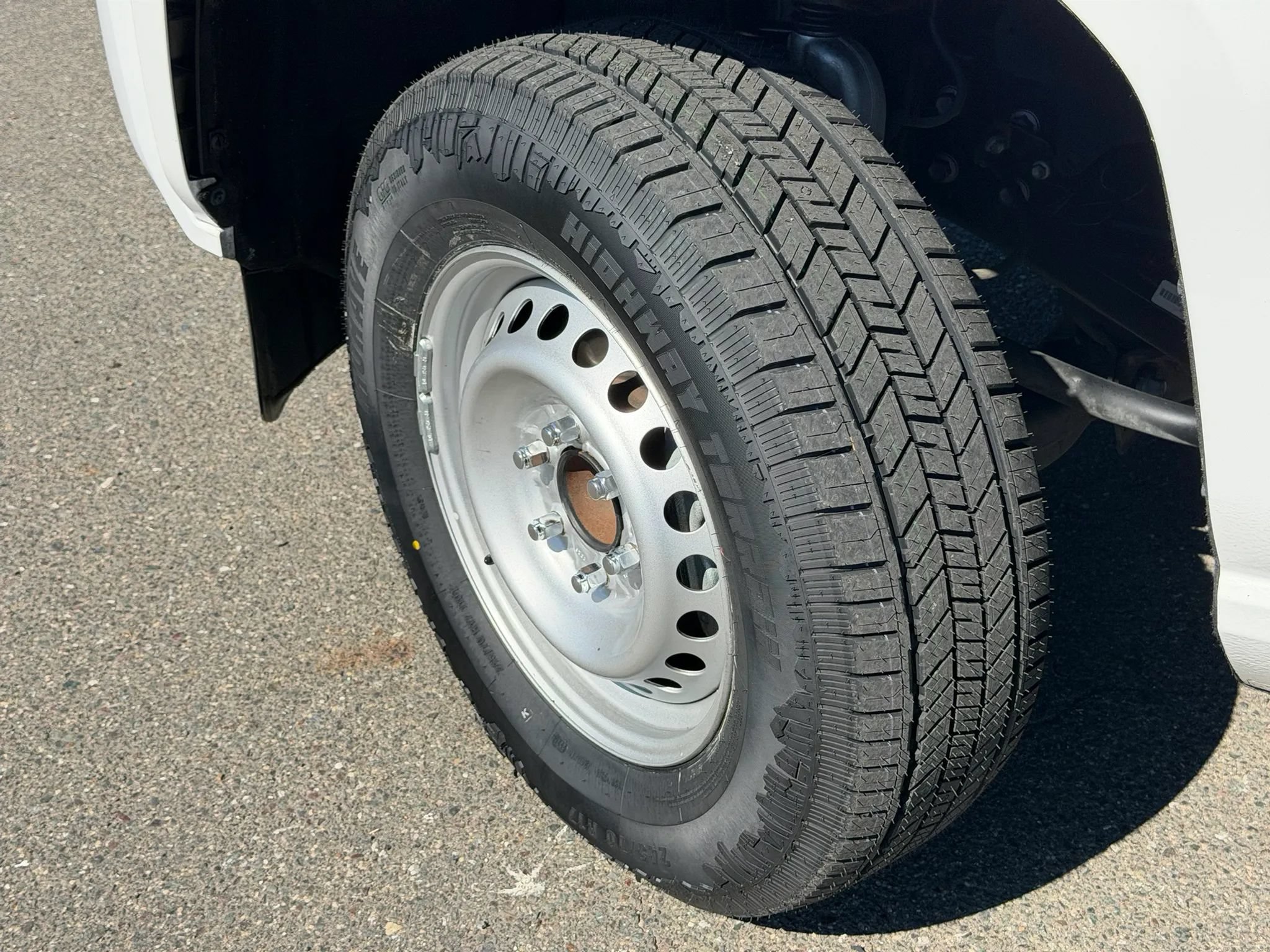 Used 2024 Toyota Tacoma SR RWD image 5