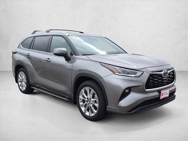 Certified 2026 Toyota Highlander Limited AWD/4WD video 3