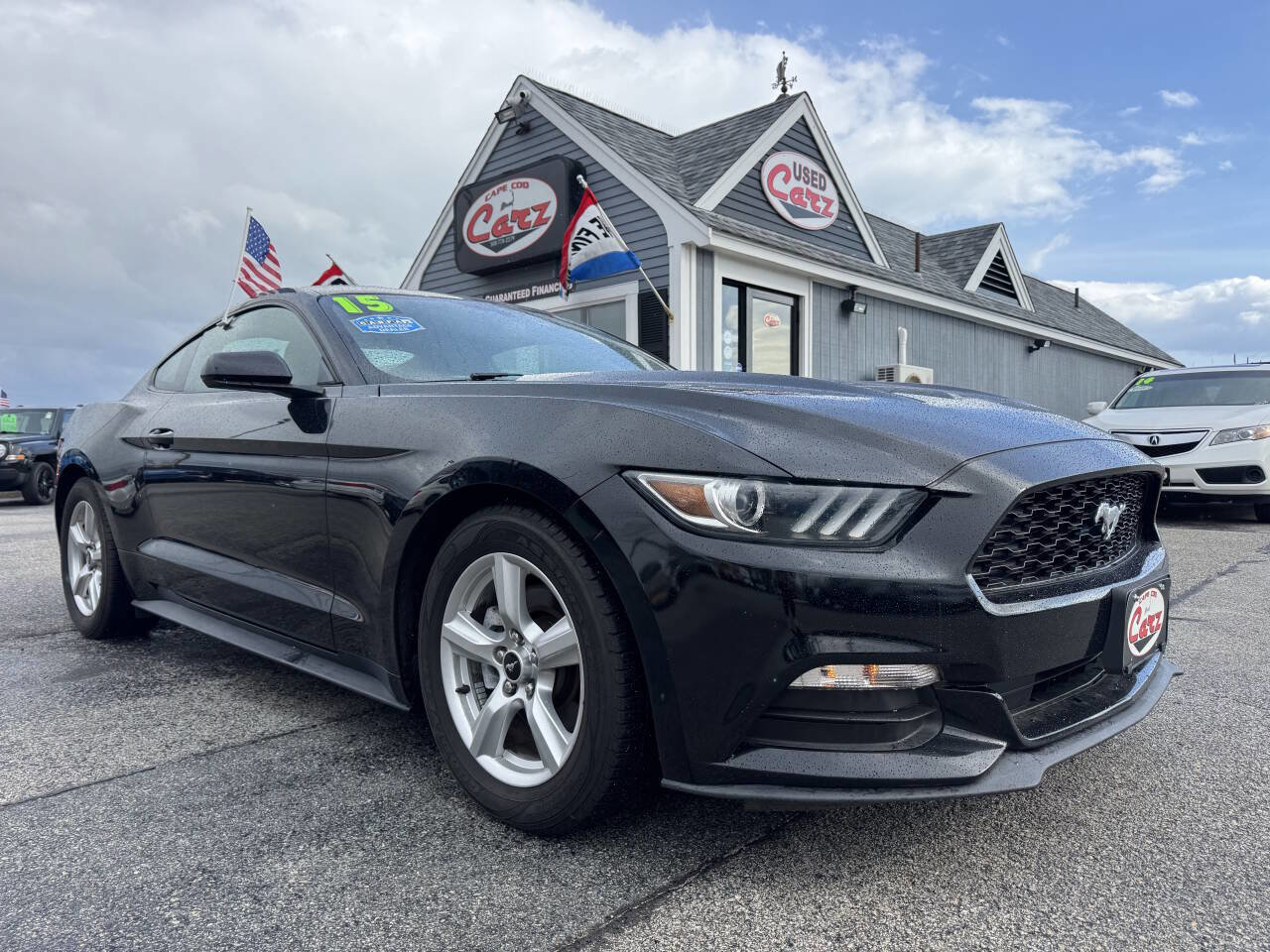 Used 2015 Ford Mustang Coupe image 1