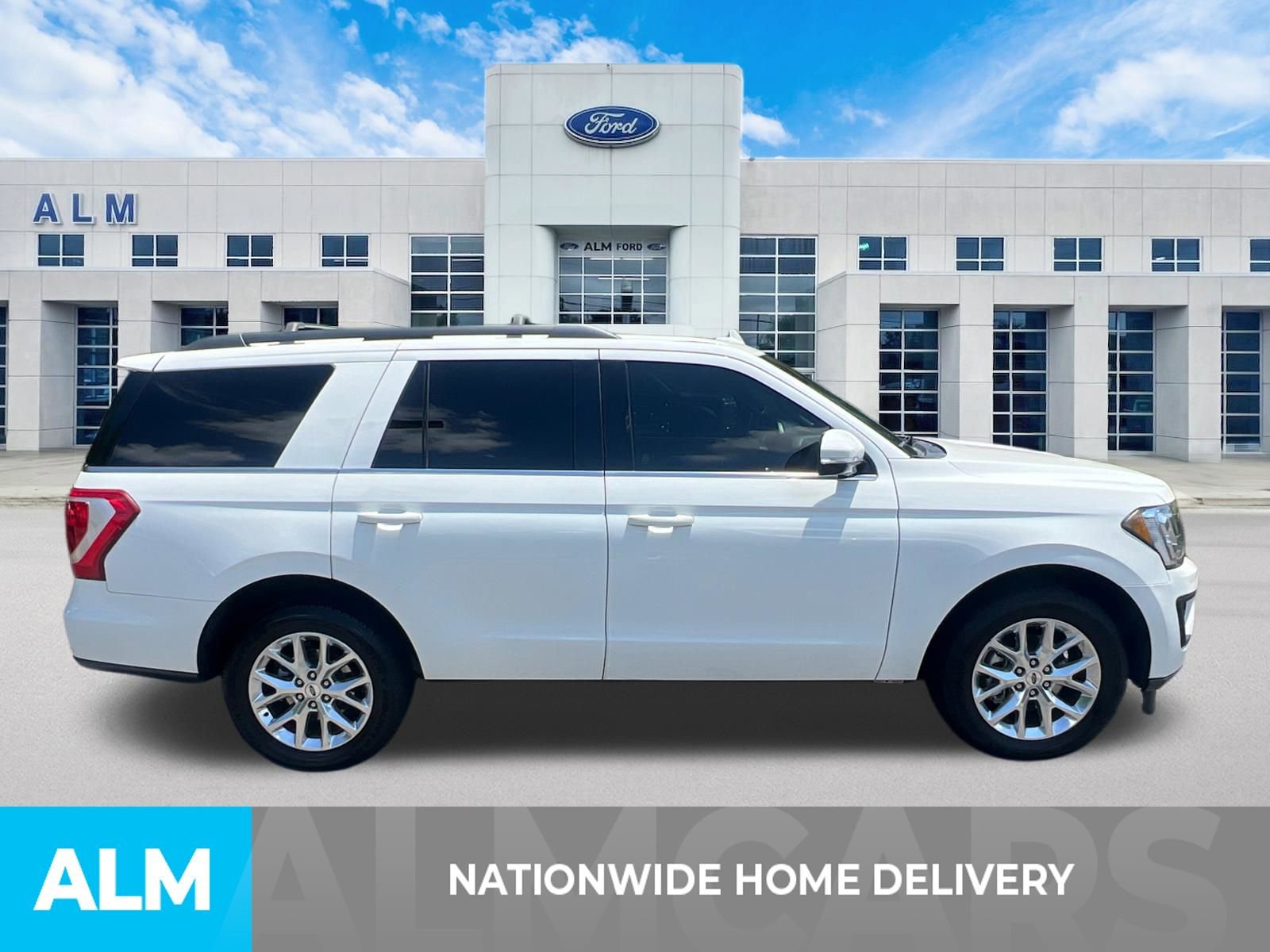 Used 2021 Ford Expedition XLT RWD image 4