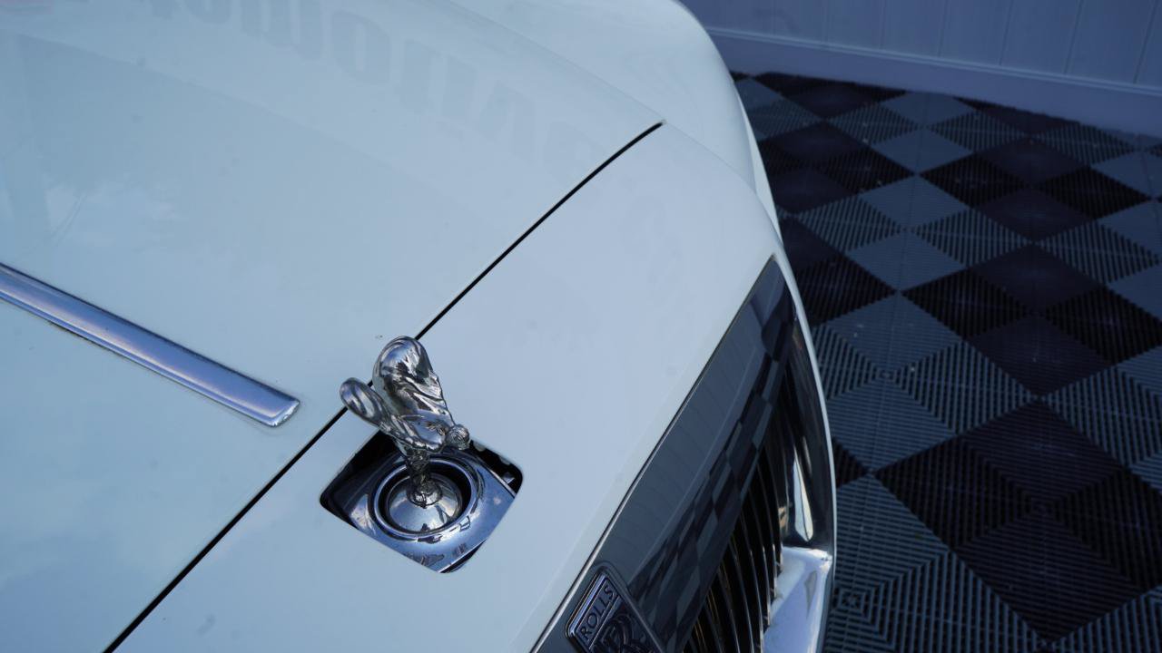 Used 2011 Rolls-Royce Ghost RWD image 35