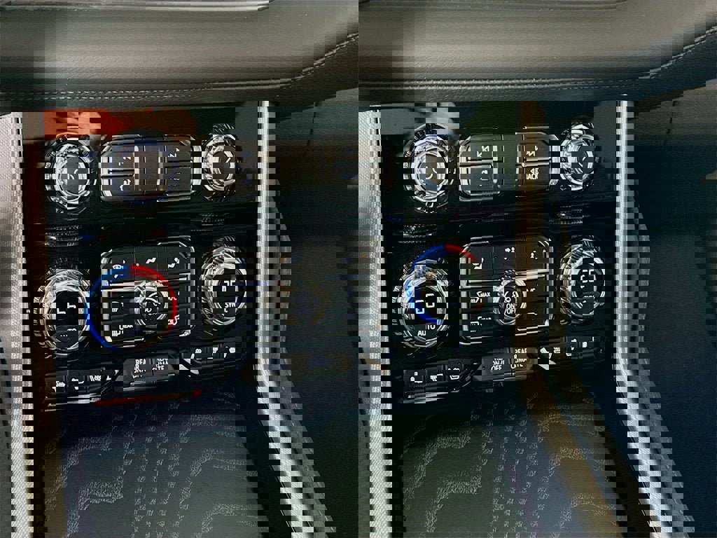 Certified 2024 GMC Yukon Denali w/ Max Trailering Package image 11